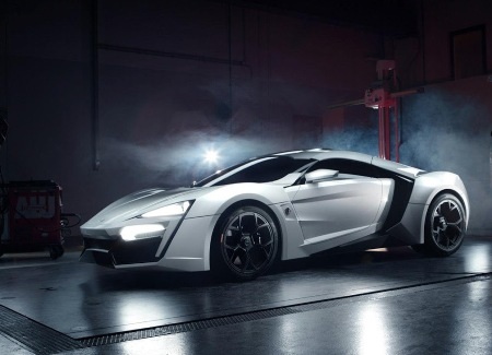 Siêu xe Lykan Hypersport của hãng W Motors vừa trình làng tại Triển lãm ô tô